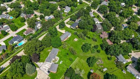 20 N 1st Avenue Iowa City IA 52245