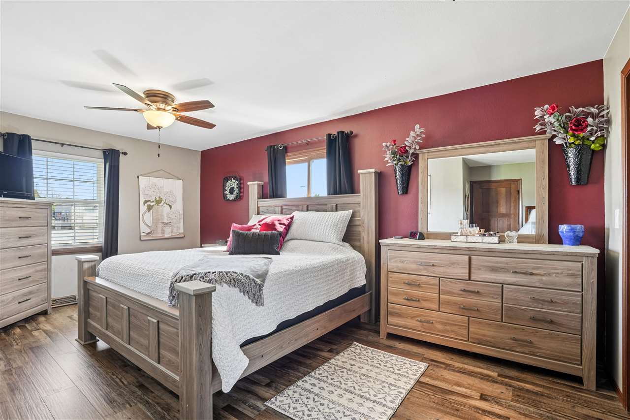 306 4th Avenue Van Horne IA 52346