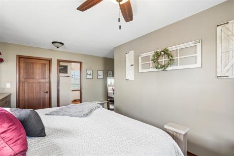 306 4th Avenue Van Horne IA 52346