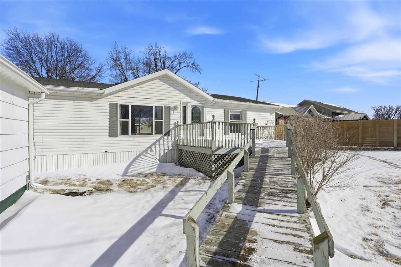 1920 W Main Street Washington IA 52353