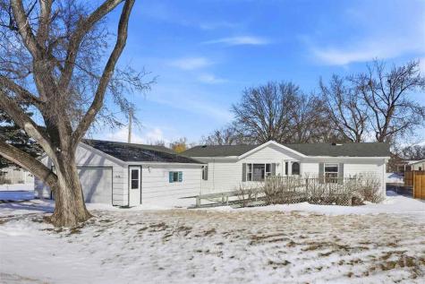 1920 W Main Street Washington IA 52353