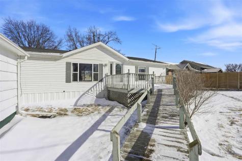 1920 W Main Street Washington IA 52353