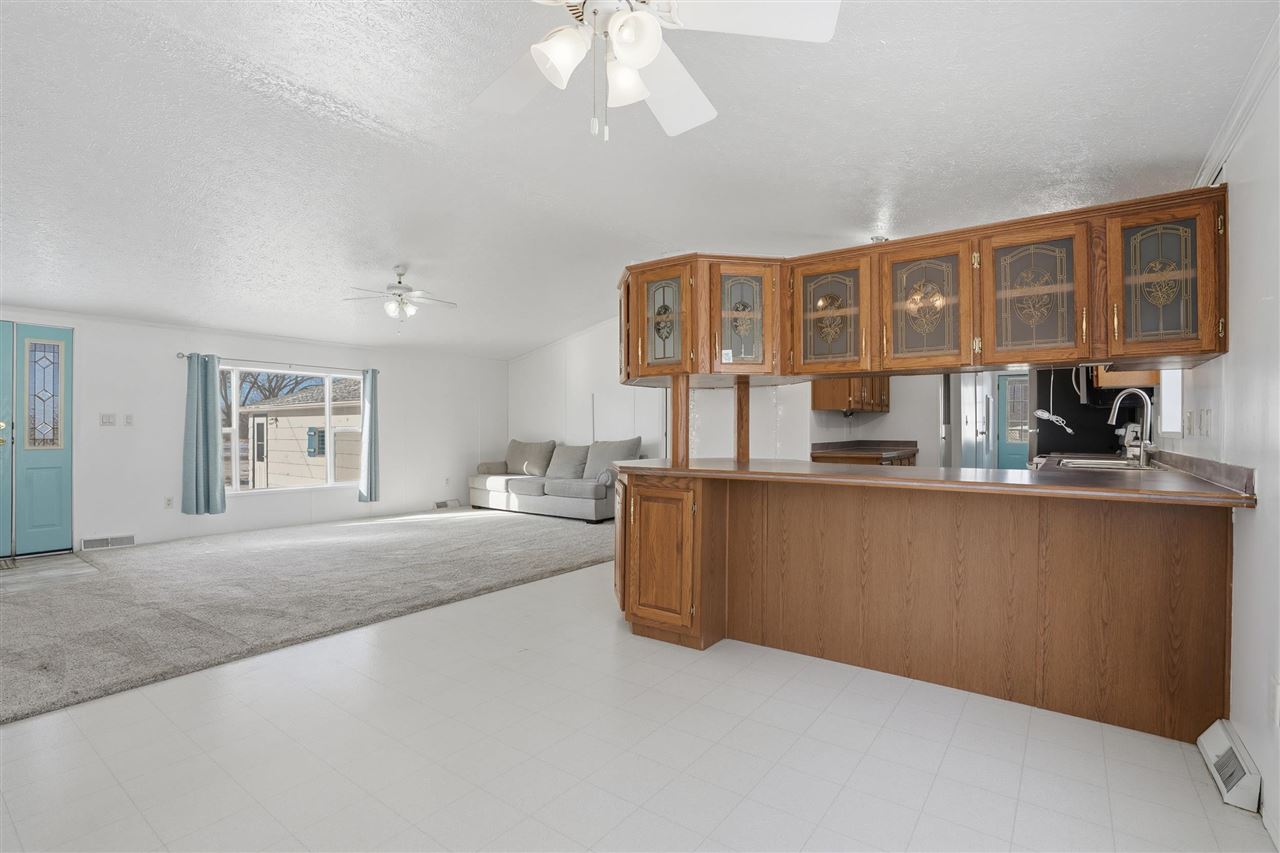 1920 W Main Street Washington IA 52353