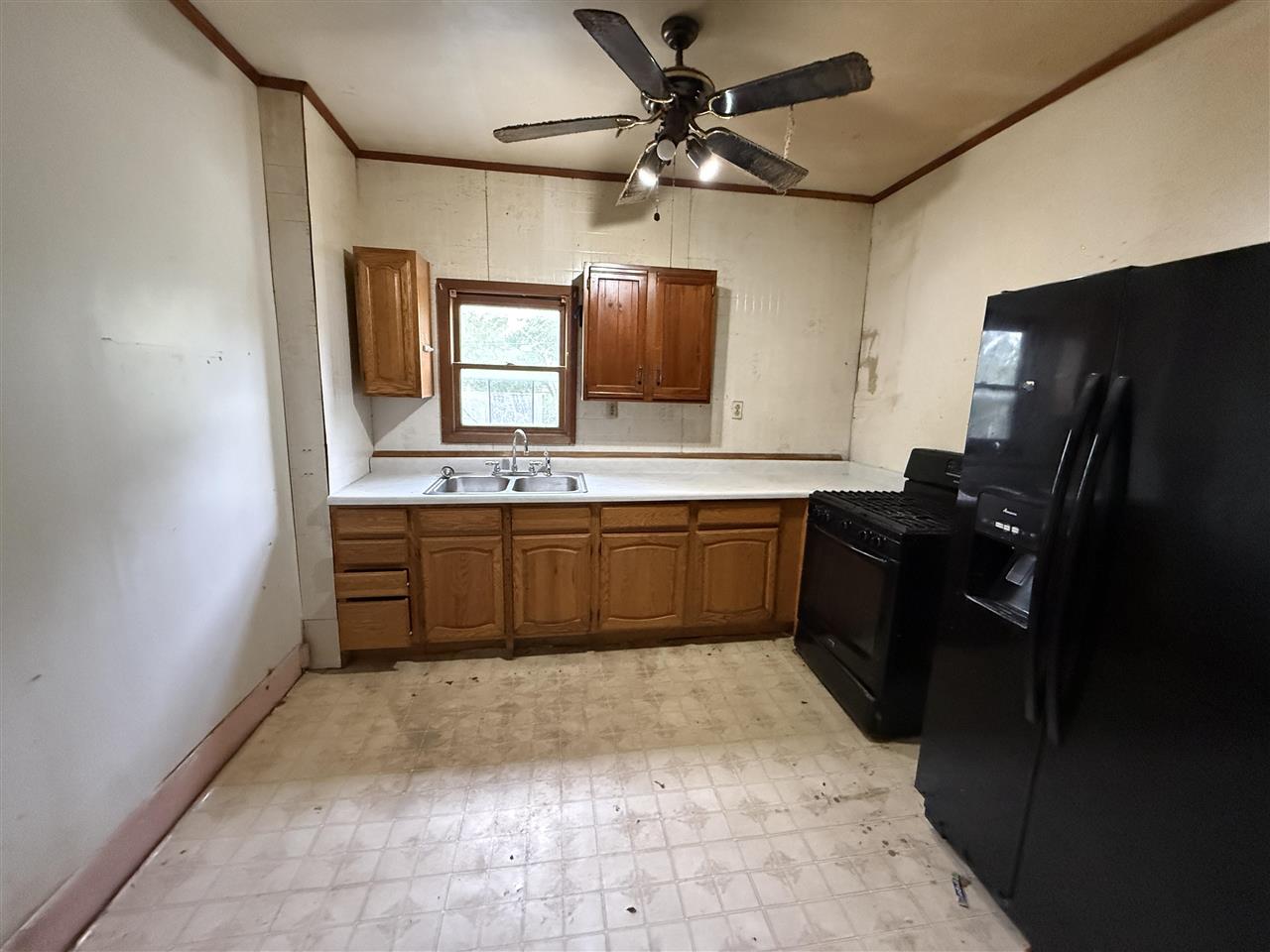 127 W Clark Street North English IA 52316