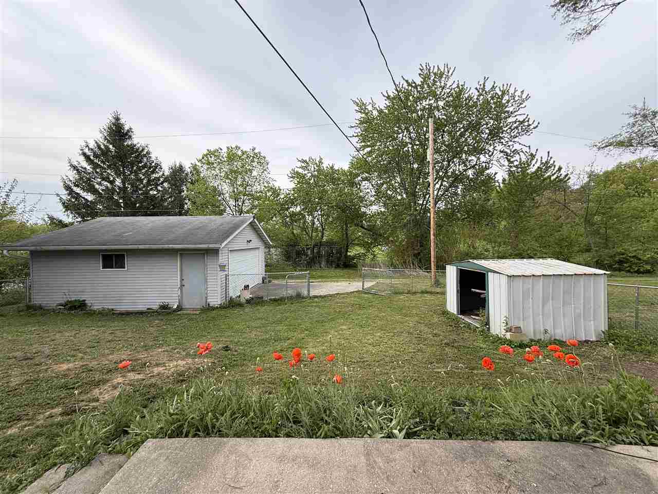 127 W Clark Street North English IA 52316