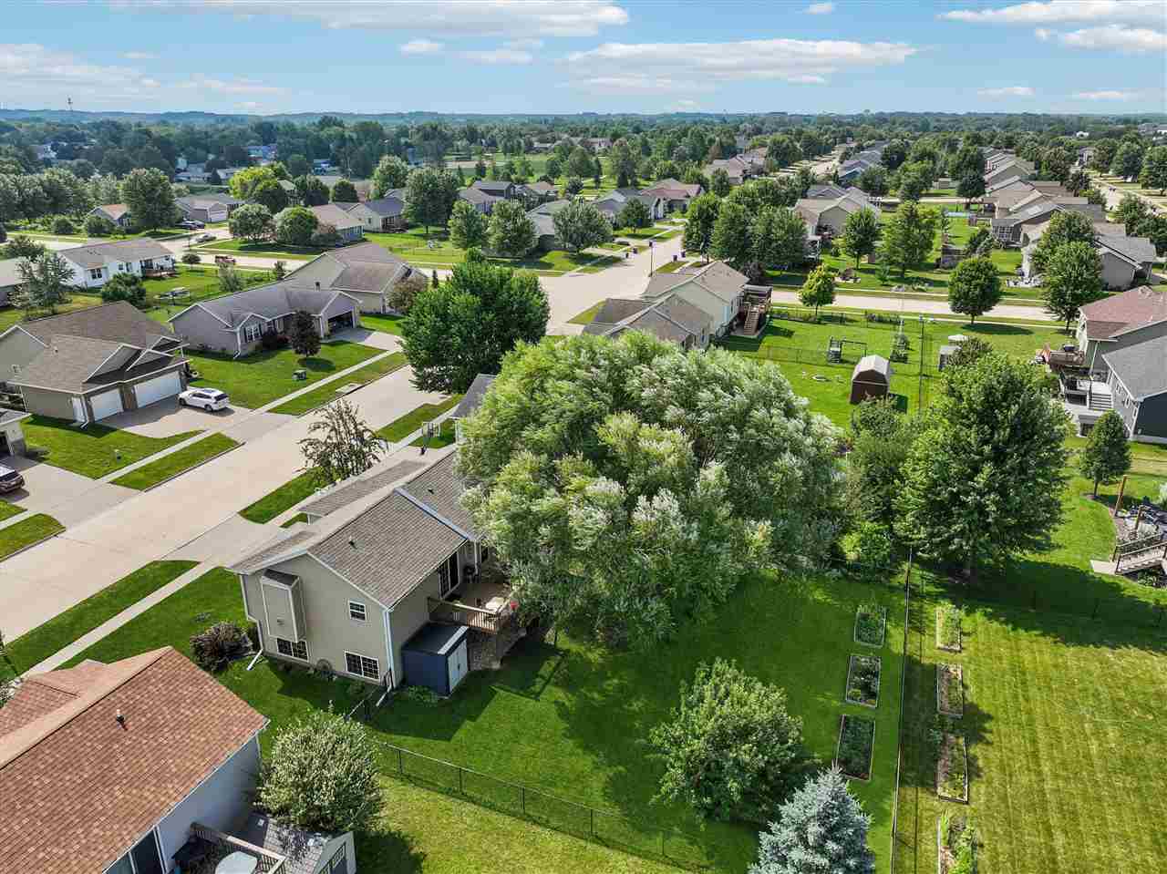 235 N Mckenzie Lane North Liberty IA 52317