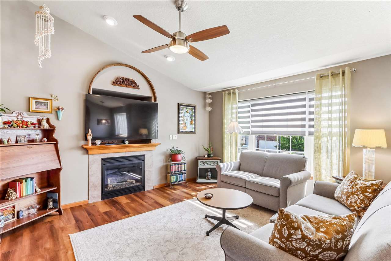 235 N Mckenzie Lane North Liberty IA 52317