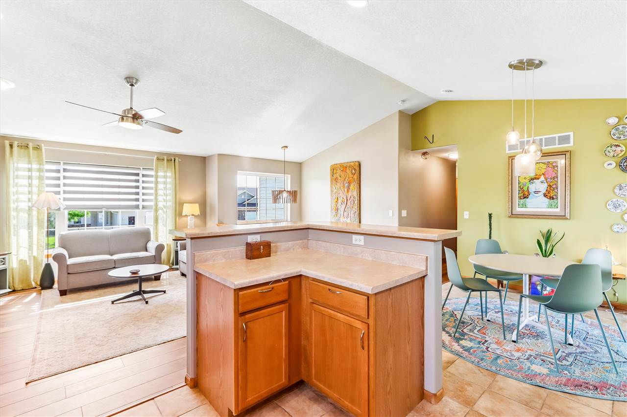235 N Mckenzie Lane North Liberty IA 52317