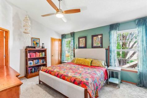 235 N Mckenzie Lane North Liberty IA 52317