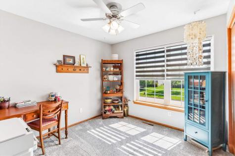 235 N Mckenzie Lane North Liberty IA 52317