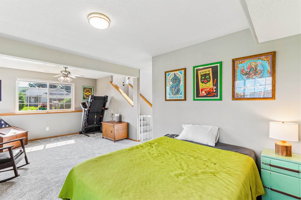 235 N Mckenzie Lane North Liberty IA 52317