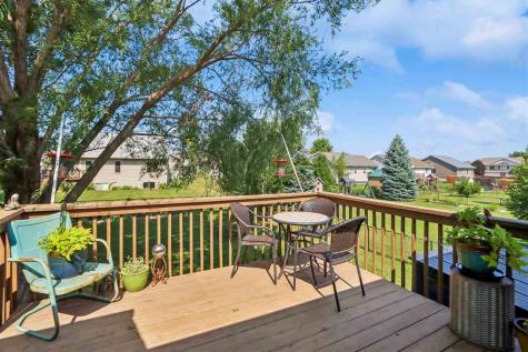 235 N Mckenzie Lane North Liberty IA 52317
