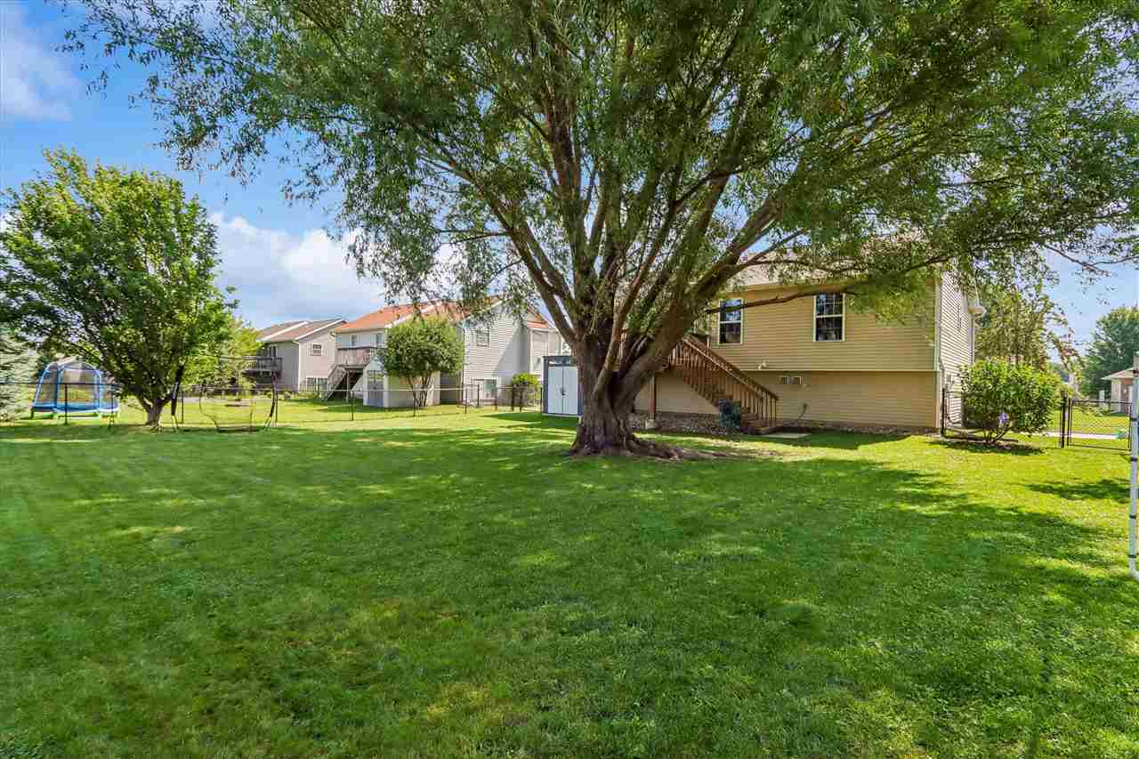 235 N Mckenzie Lane North Liberty IA 52317