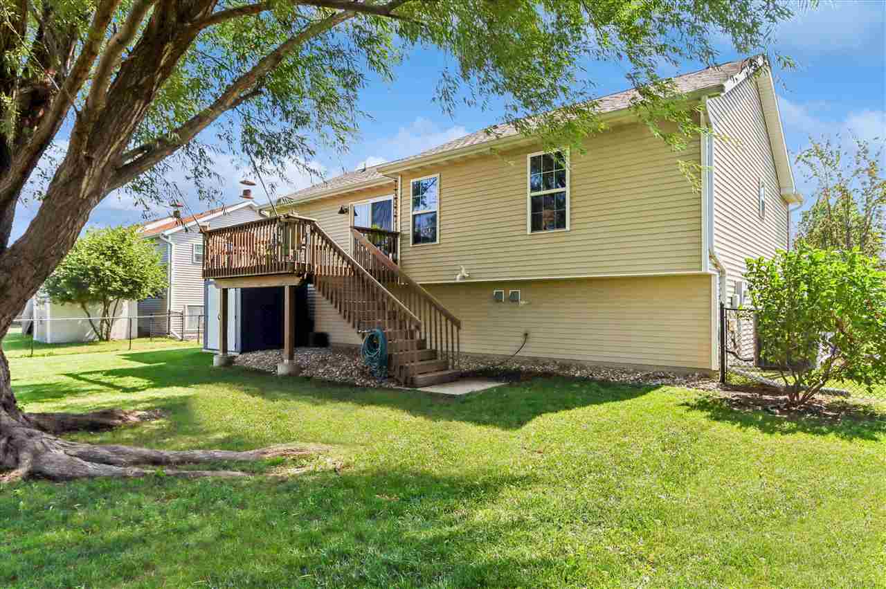 235 N Mckenzie Lane North Liberty IA 52317