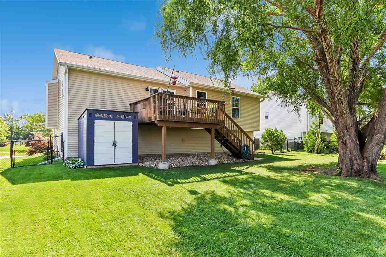 235 N Mckenzie Lane North Liberty IA 52317