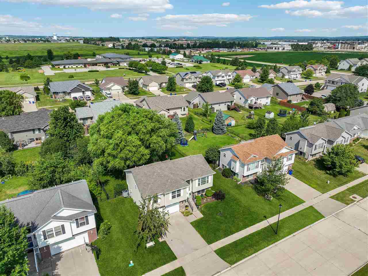 235 N Mckenzie Lane North Liberty IA 52317