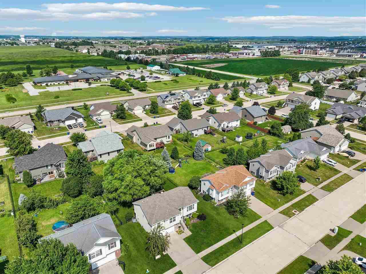235 N Mckenzie Lane North Liberty IA 52317