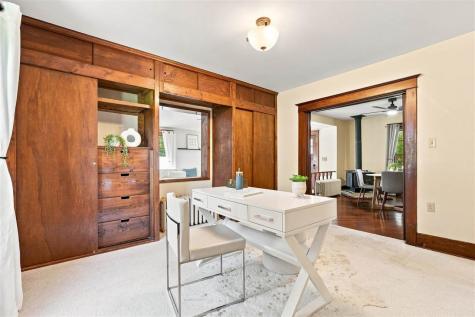 300 E Linn Street Lone Tree IA 52755