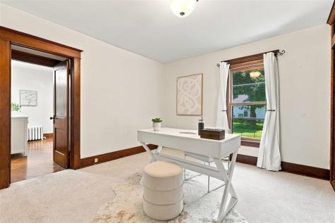 300 E Linn Street Lone Tree IA 52755
