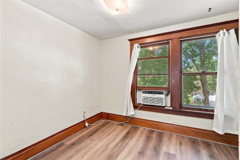 300 E Linn Street Lone Tree IA 52755