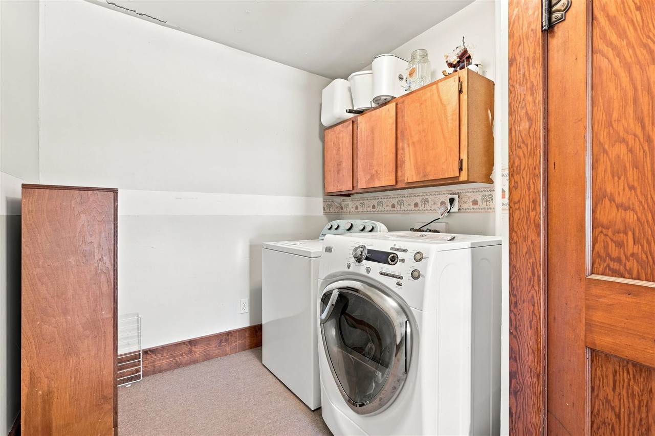 300 E Linn Street Lone Tree IA 52755