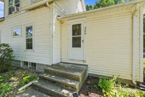 300 E Linn Street Lone Tree IA 52755