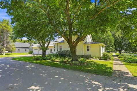 300 E Linn Street Lone Tree IA 52755