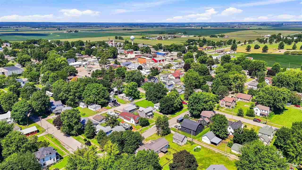 300 E Linn Street Lone Tree IA 52755