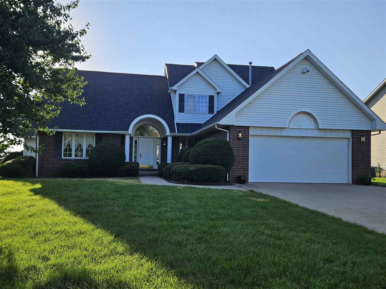 1003 9th Street Kalona IA 52247