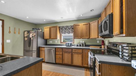 502 W 4th Street Tipton IA 52772