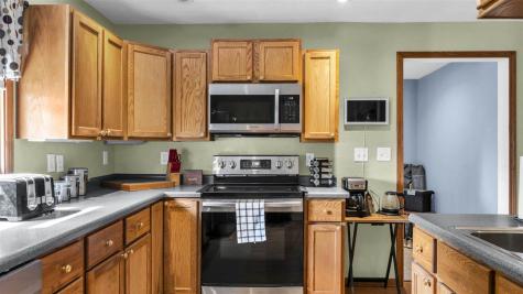502 W 4th Street Tipton IA 52772