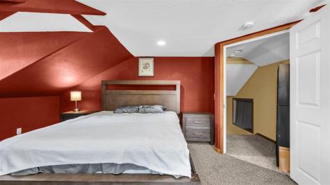 502 W 4th Street Tipton IA 52772