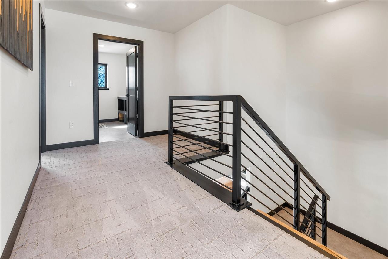 4615 Elynn Lane NE Solon IA 52333