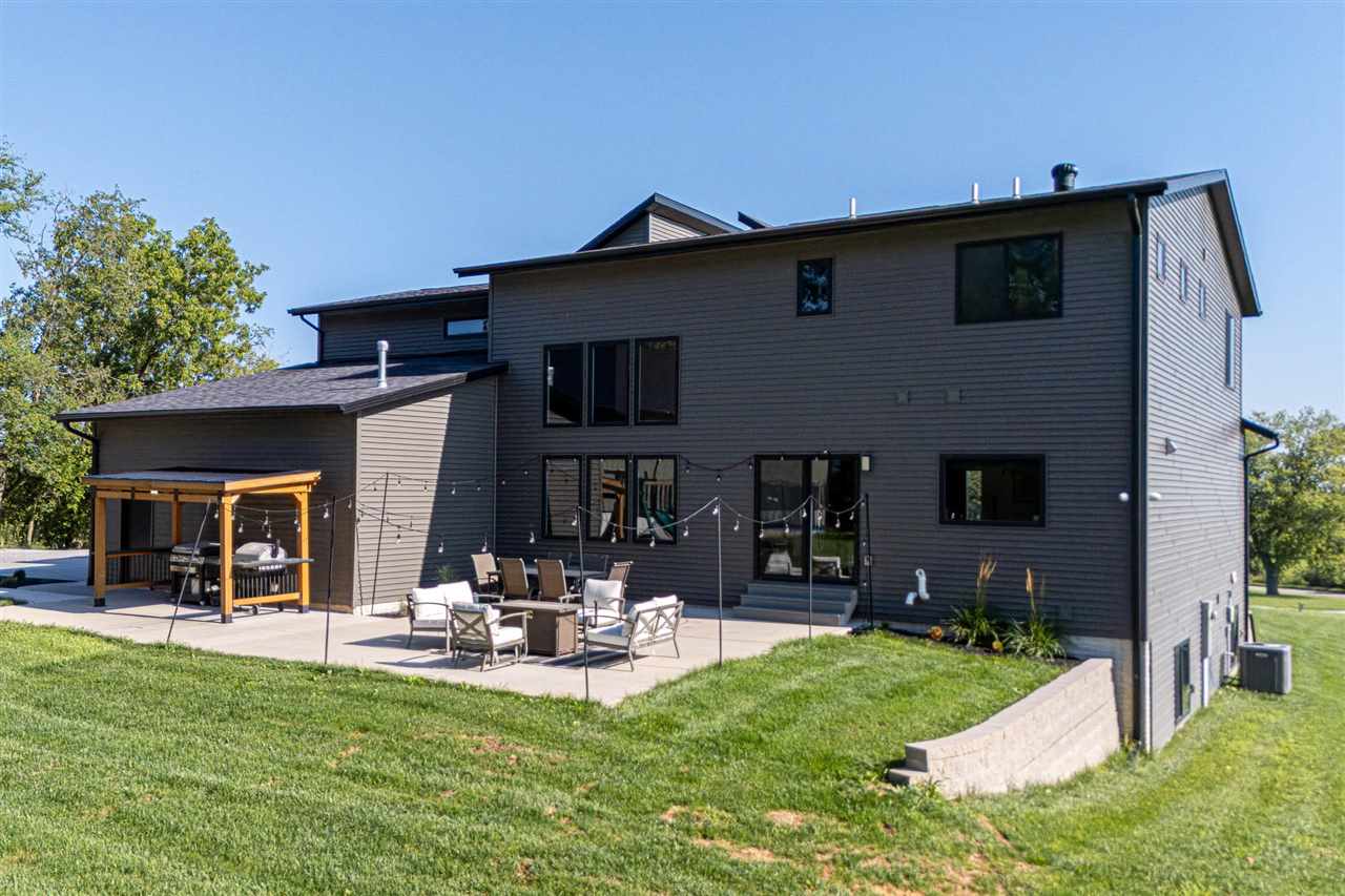 4615 Elynn Lane NE Solon IA 52333