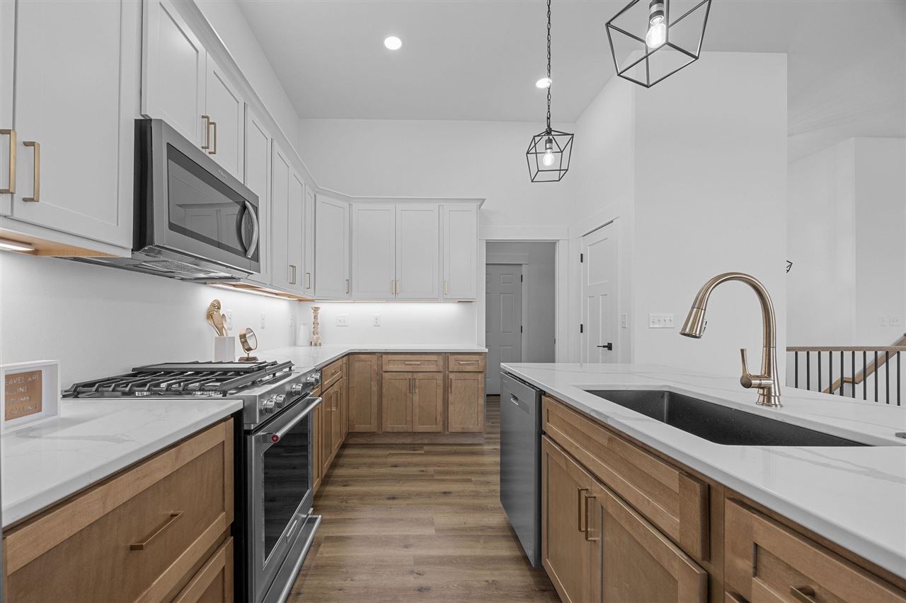 200 Cherry Park Drive NW Cedar Rapids IA 52405