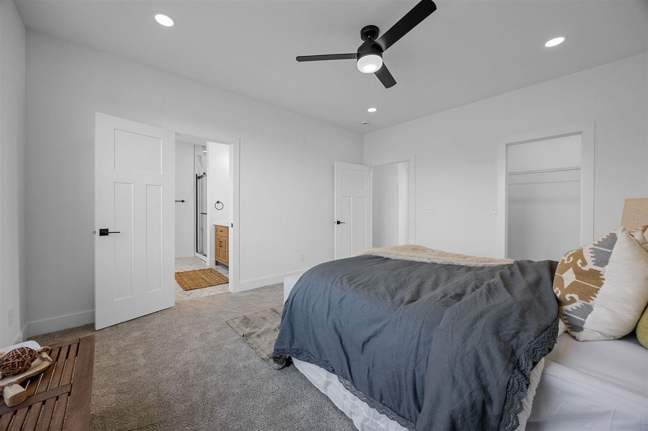 200 Cherry Park Drive NW Cedar Rapids IA 52405