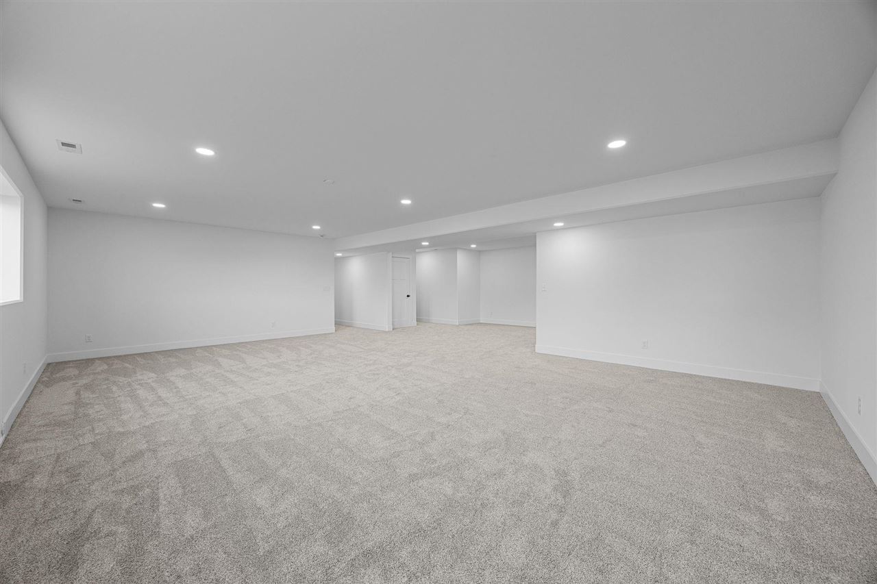 200 Cherry Park Drive NW Cedar Rapids IA 52405