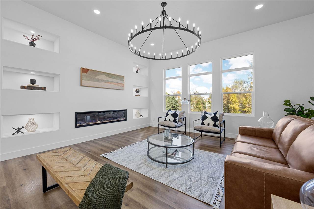 200 Cherry Park Drive NW Cedar Rapids IA 52405