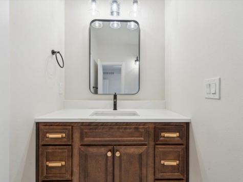 1133 Kona Circle Coralville IA 52241