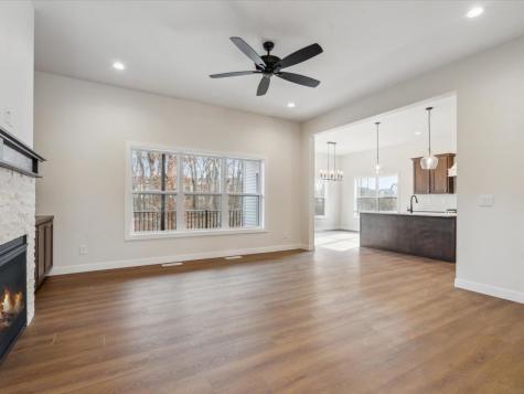 1133 Kona Circle Coralville IA 52241