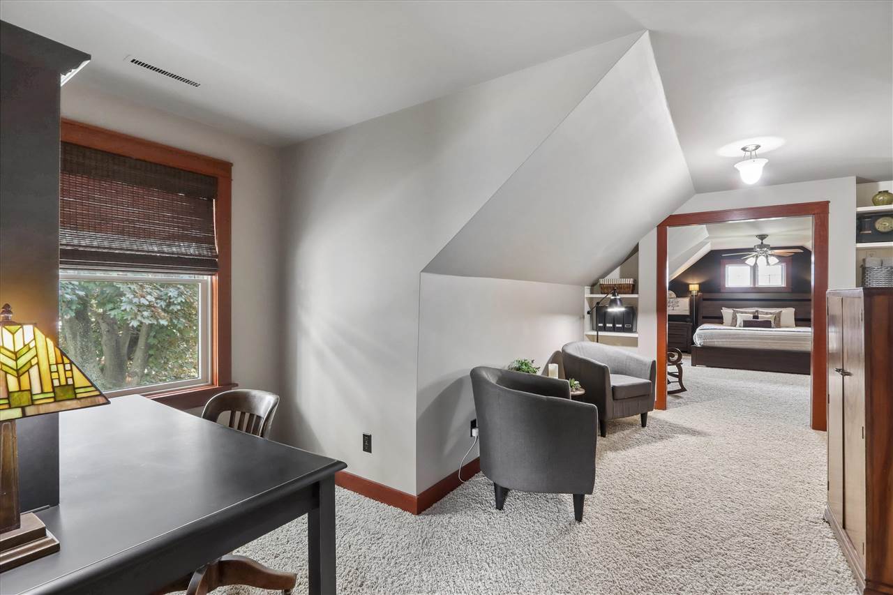 5401 Alburnett Road Marion IA 52302
