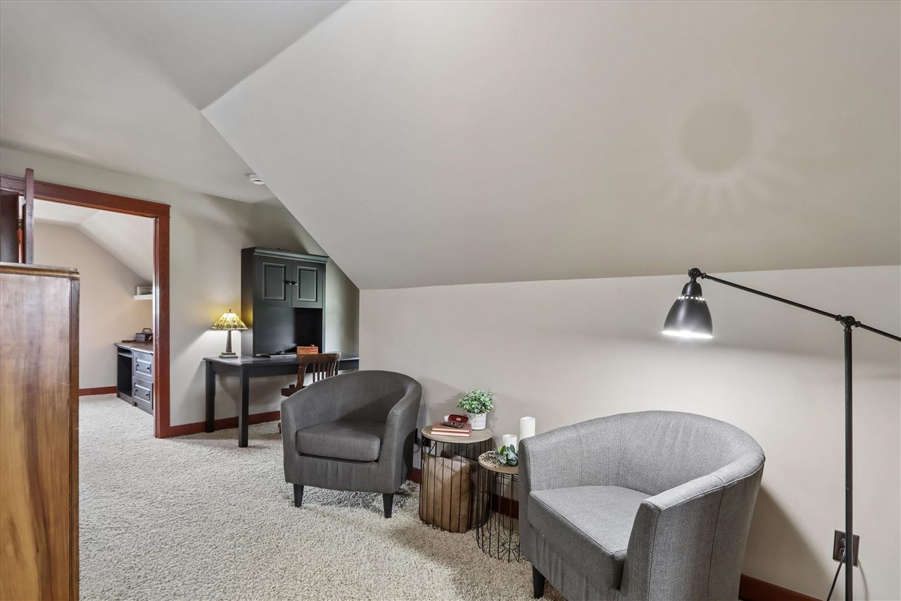 5401 Alburnett Road Marion IA 52302
