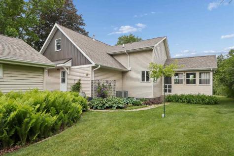 5401 Alburnett Road Marion IA 52302