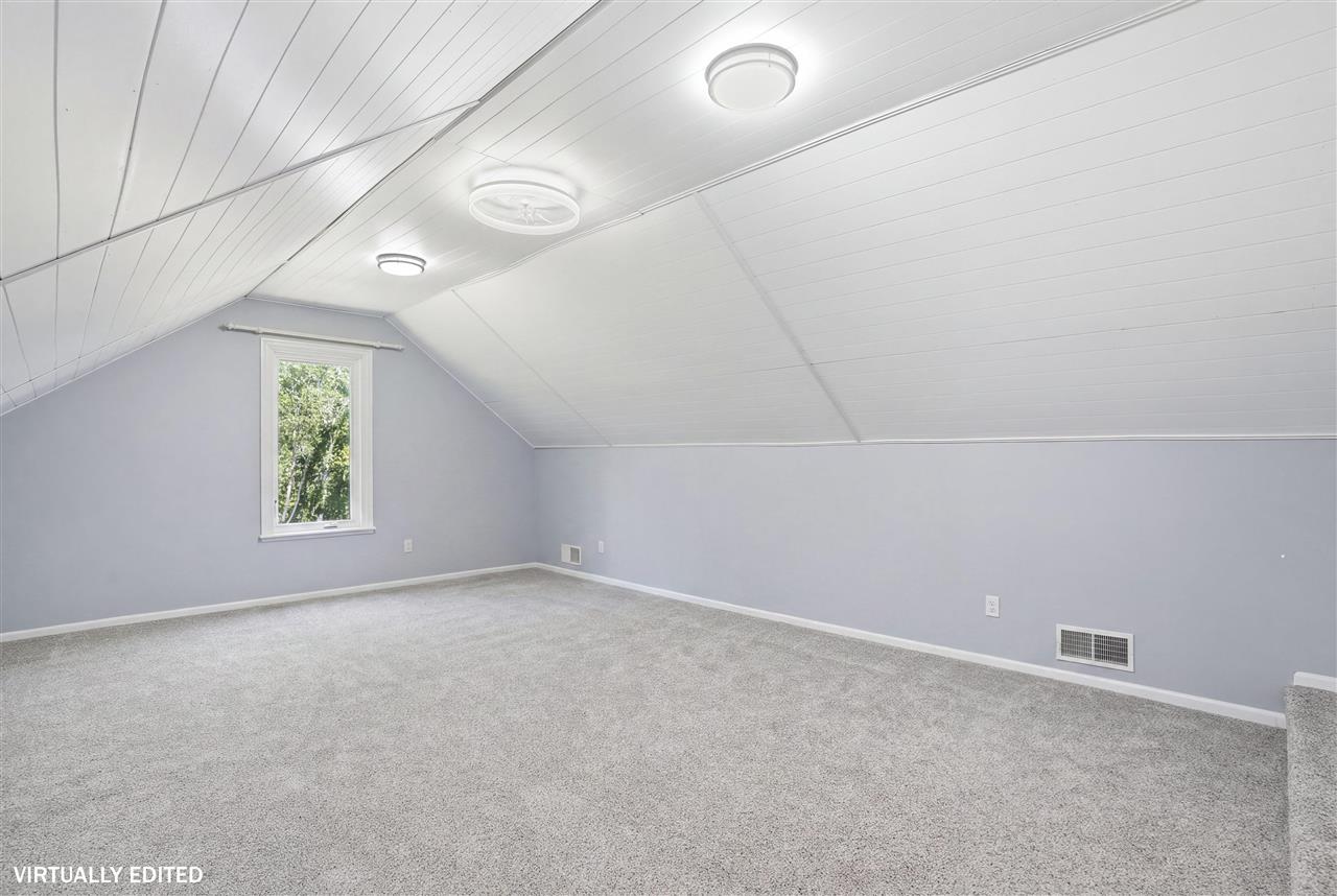 1432 Hickory Hollow Road Solon IA 52333