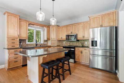 1432 Hickory Hollow Road Solon IA 52333