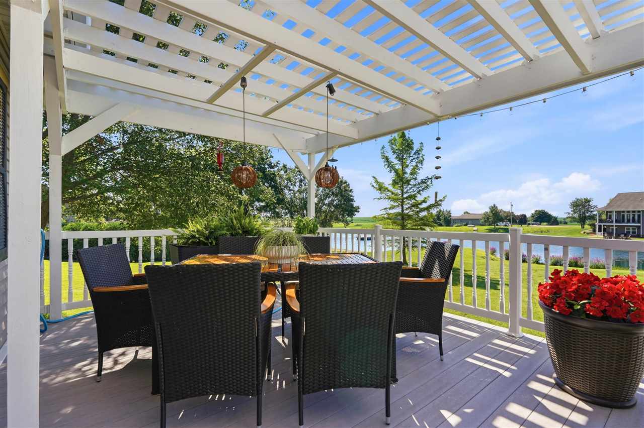 2469 Robbins Court Washington IA 52353