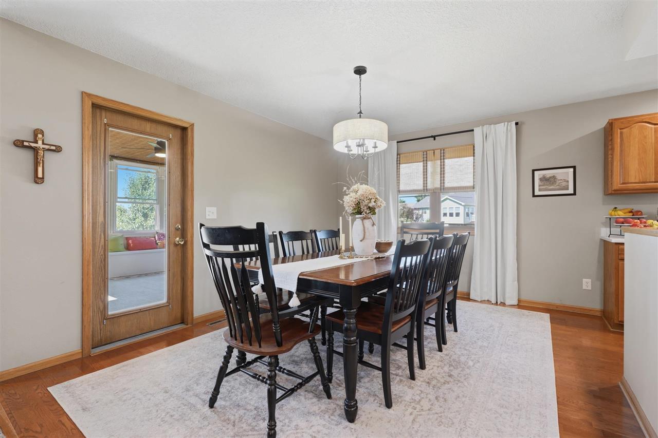 2469 Robbins Court Washington IA 52353