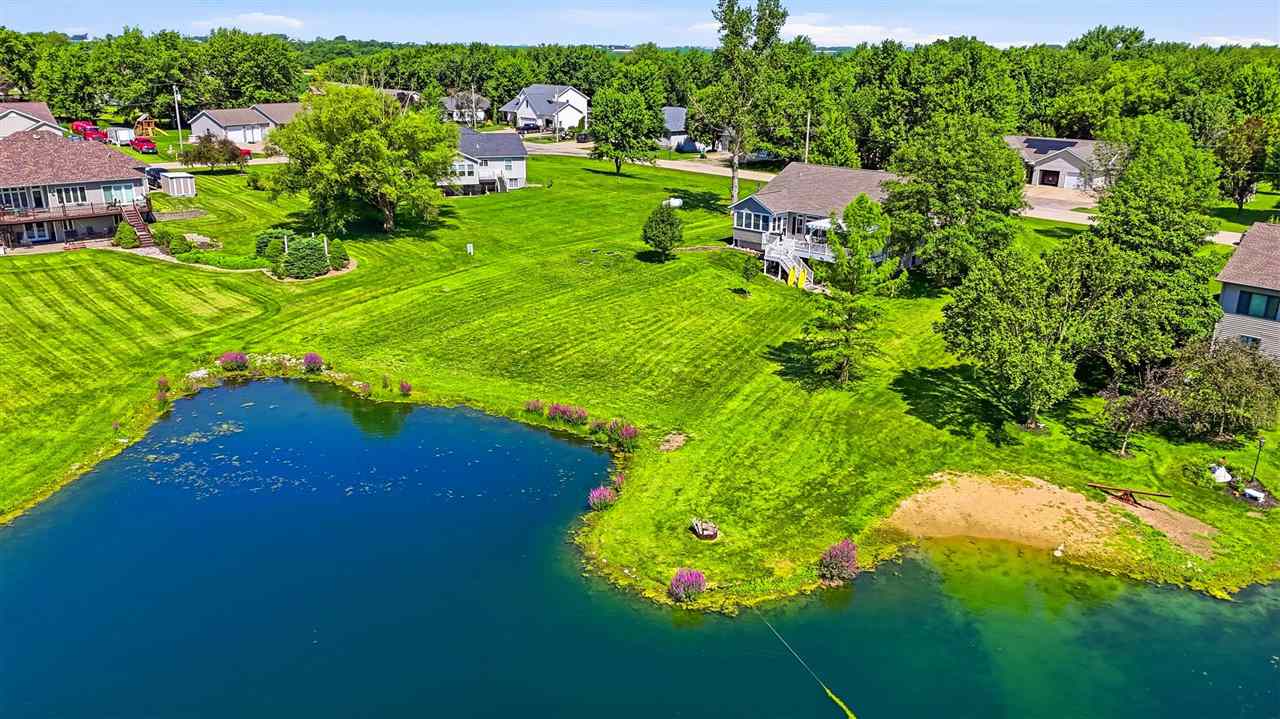 2469 Robbins Court Washington IA 52353