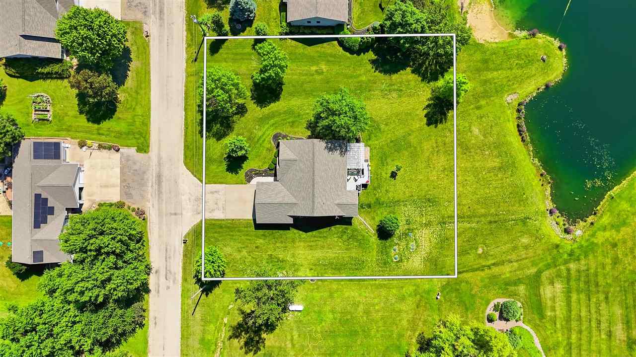 2469 Robbins Court Washington IA 52353