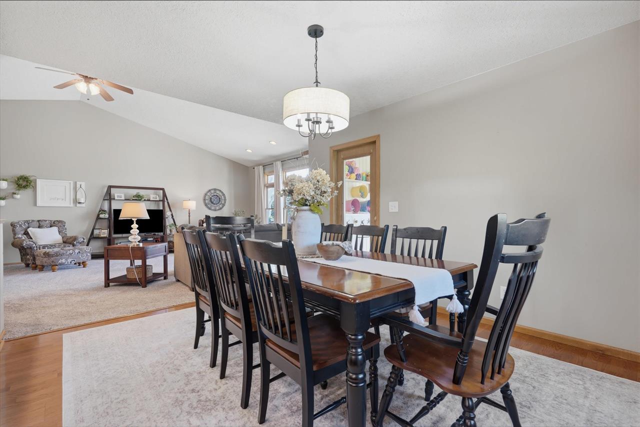 2469 Robbins Court Washington IA 52353